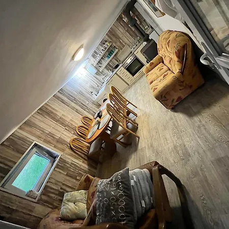 Divcibarski Kutak Holiday home *